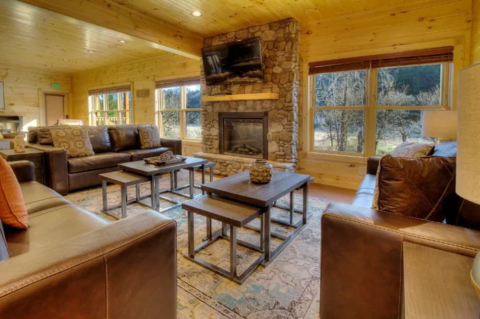 Photo of 3219 Mayes Loop Road