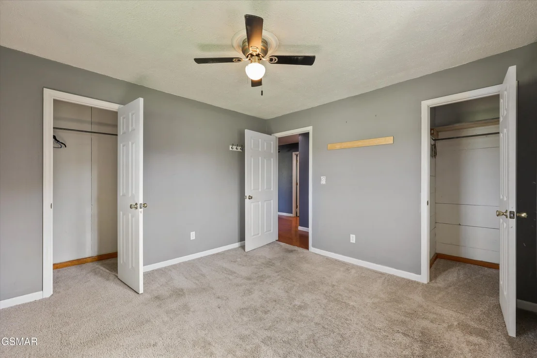 Photo of 1356 Bluegrass Road
