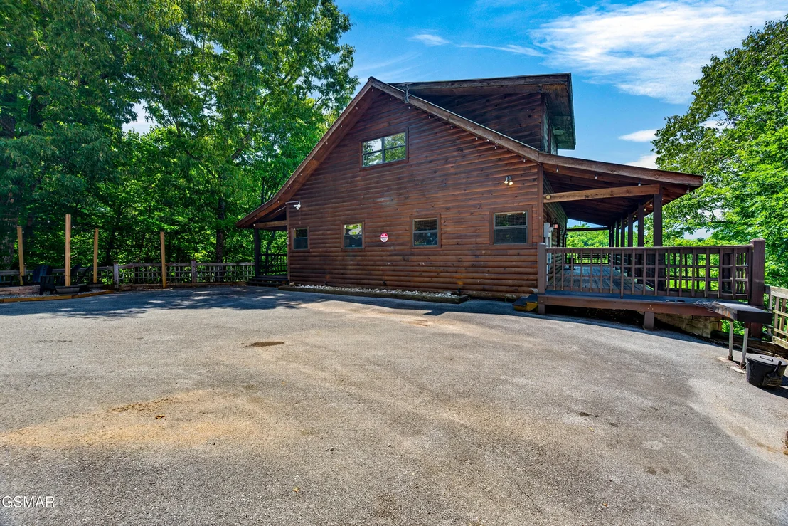 Photo of 2428 Breezy Road