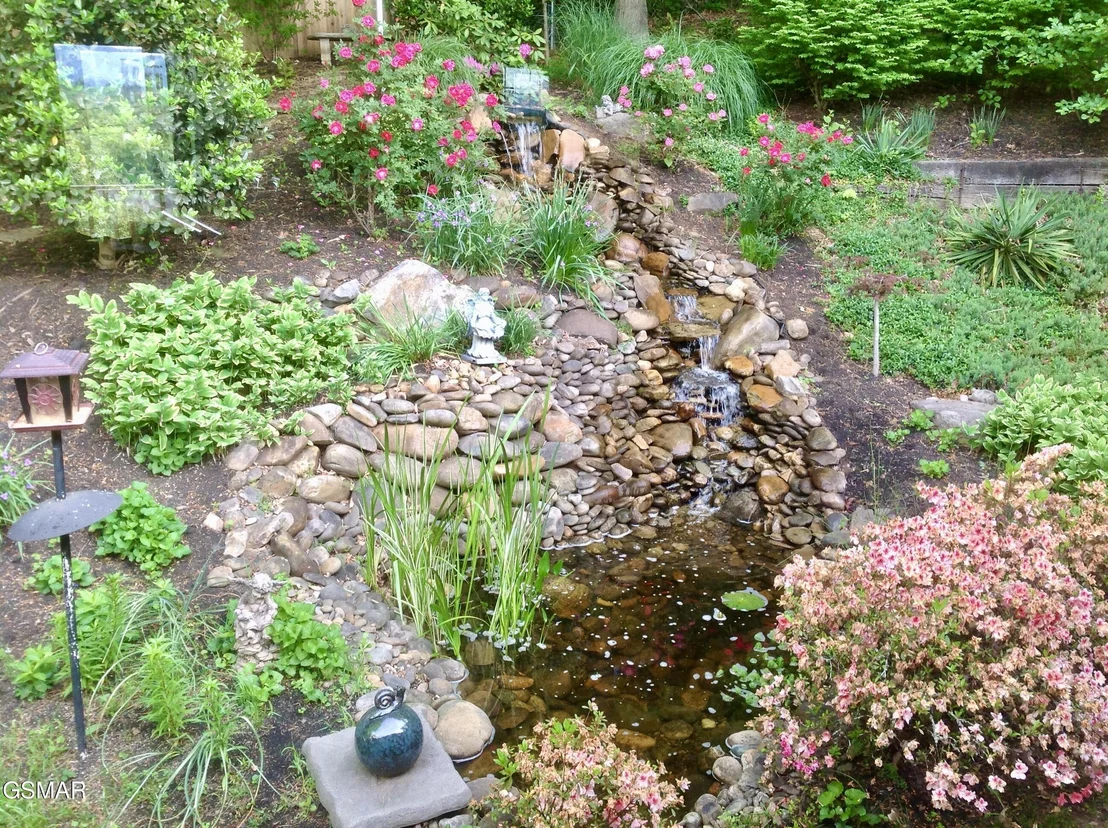 Photo of 716 Whippoorwill Circle