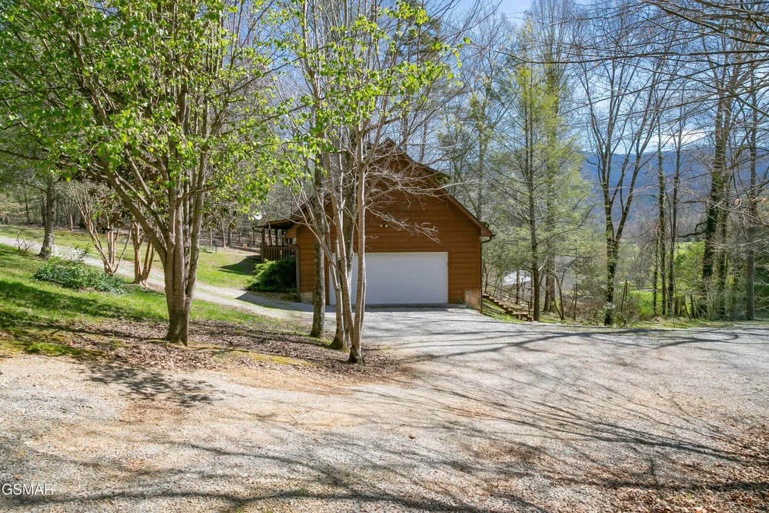 Photo of 3849 Saddle Brook Way