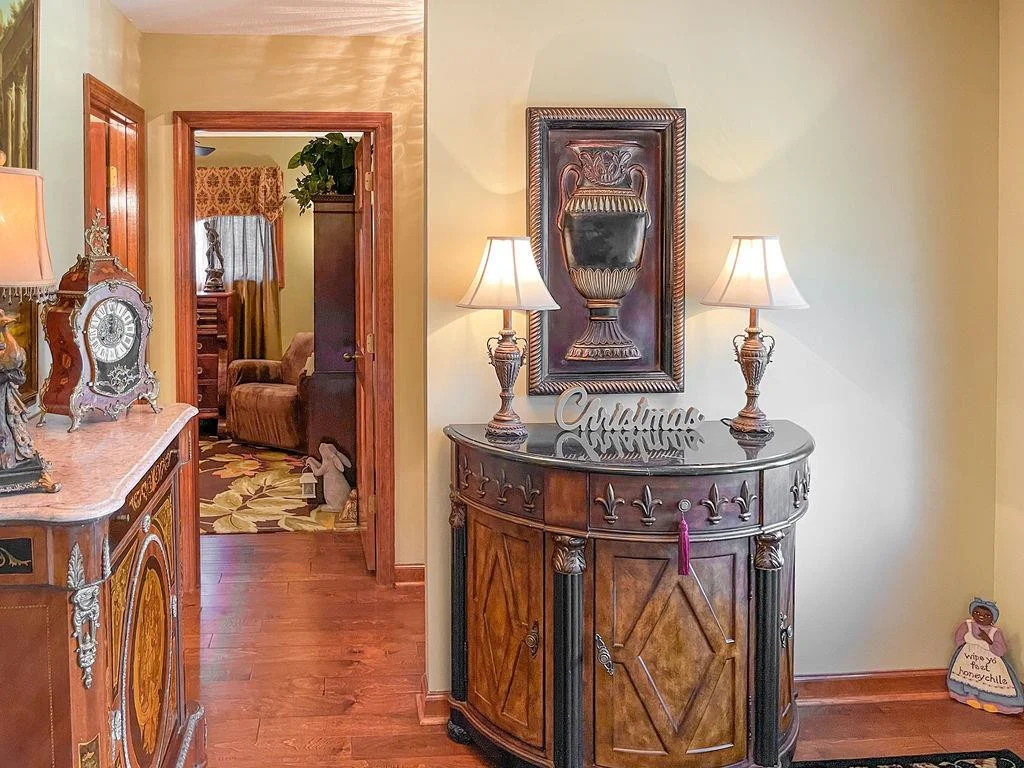 Photo of 1349 Beechview Drive