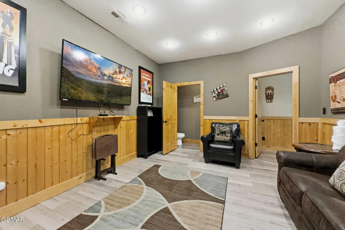 Photo of 2906 Quiet Oak Way