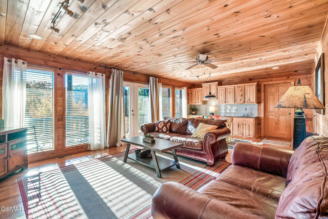 Photo of 2607 Sunset Circle