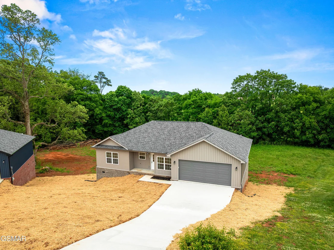 Photo of 2050 Kings View Loop