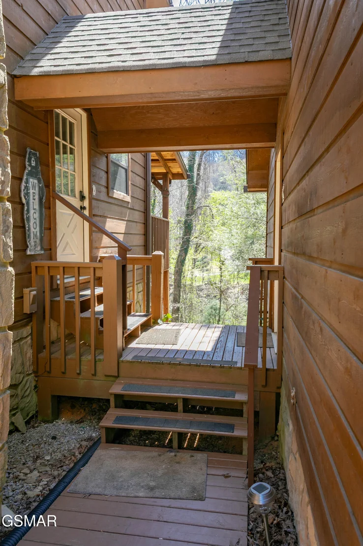 Photo of 3849 Saddle Brook Way