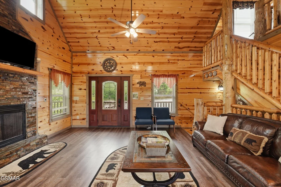 Photo of 452 Alpine Mountain Way