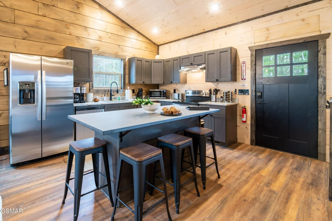 Photo of 1523 Bluff Ridge Road