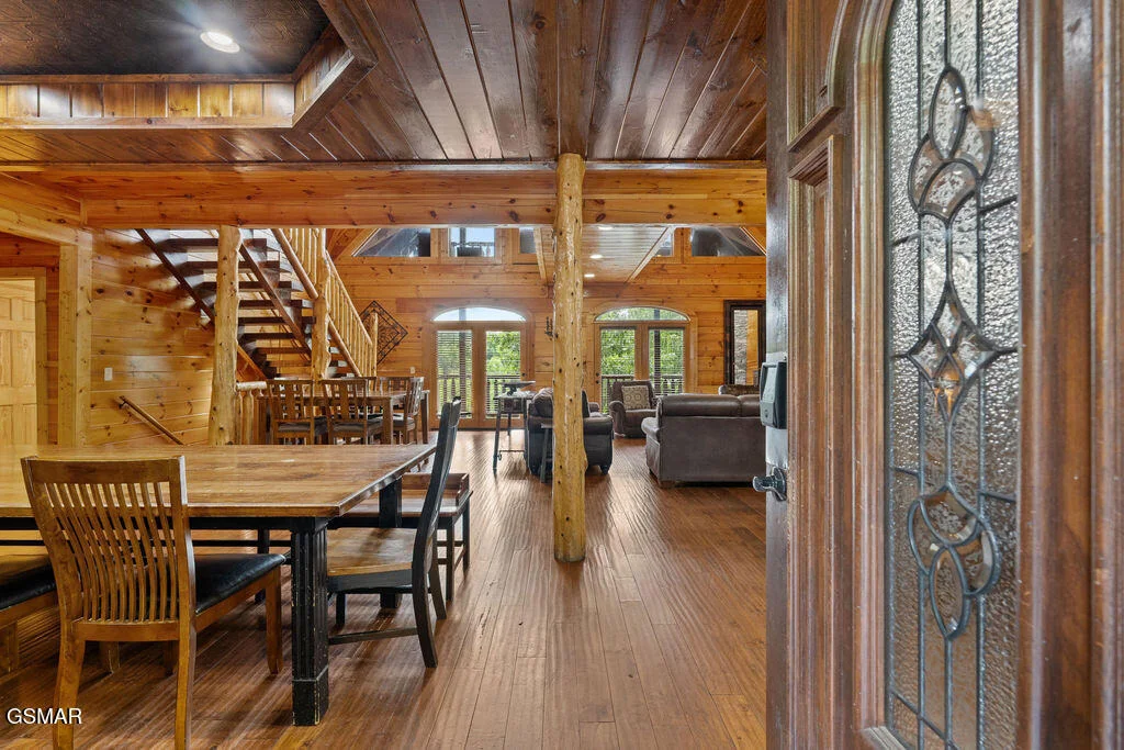 Photo of 326 Alpine Mountain Way
