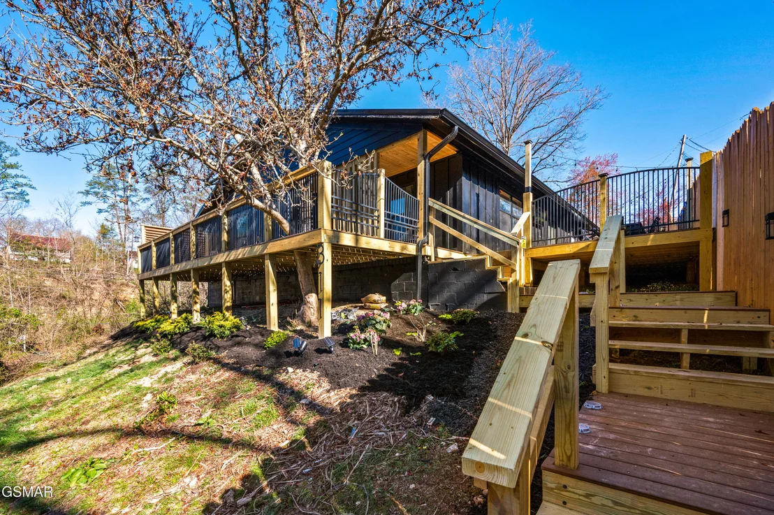 Photo of 311 Indian Knob Circle