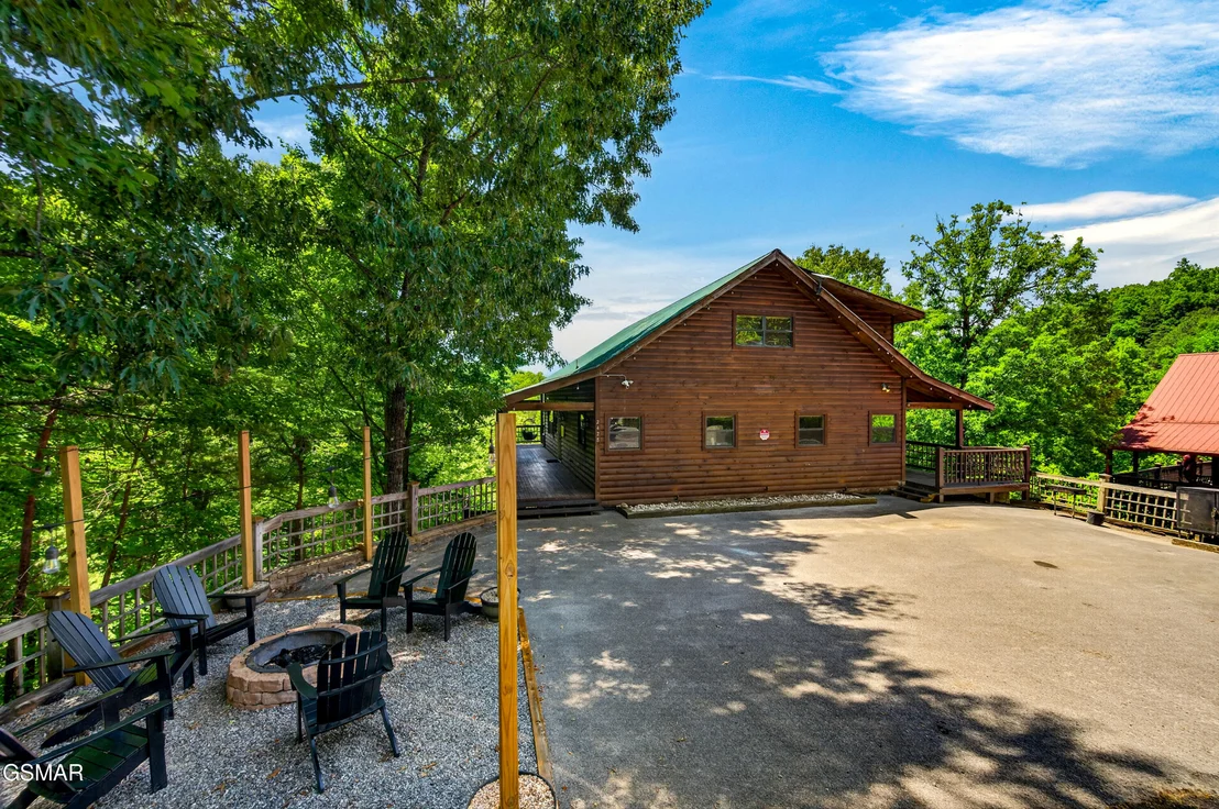 Photo of 2428 Breezy Road