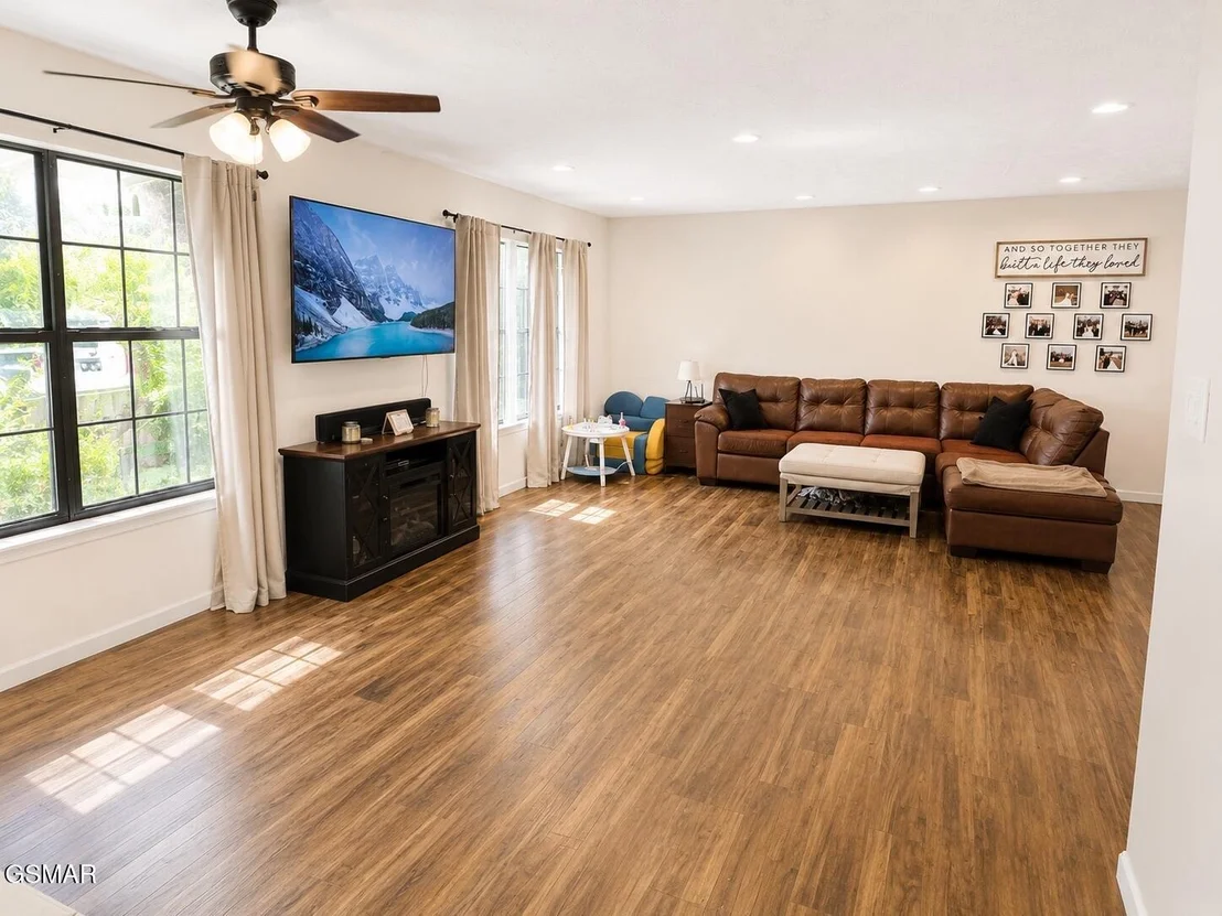 Photo of 571 Patterson Road