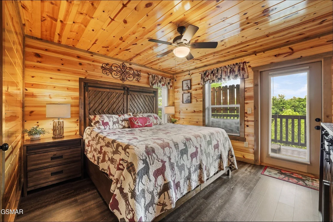 Photo of 452 Alpine Mountain Way