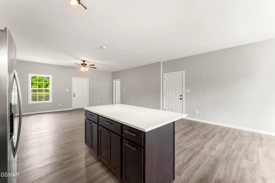 Photo of 2050 Kings View Loop