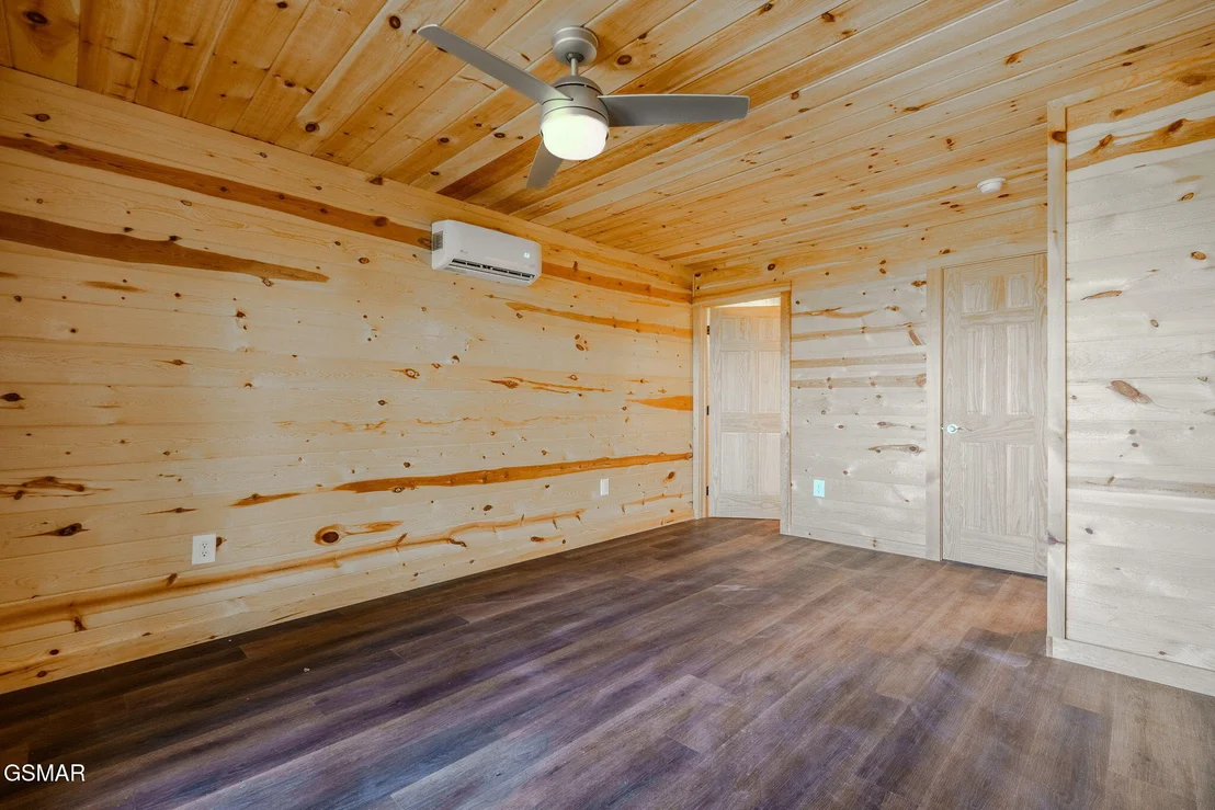 Photo of 2821 Overholt Trail