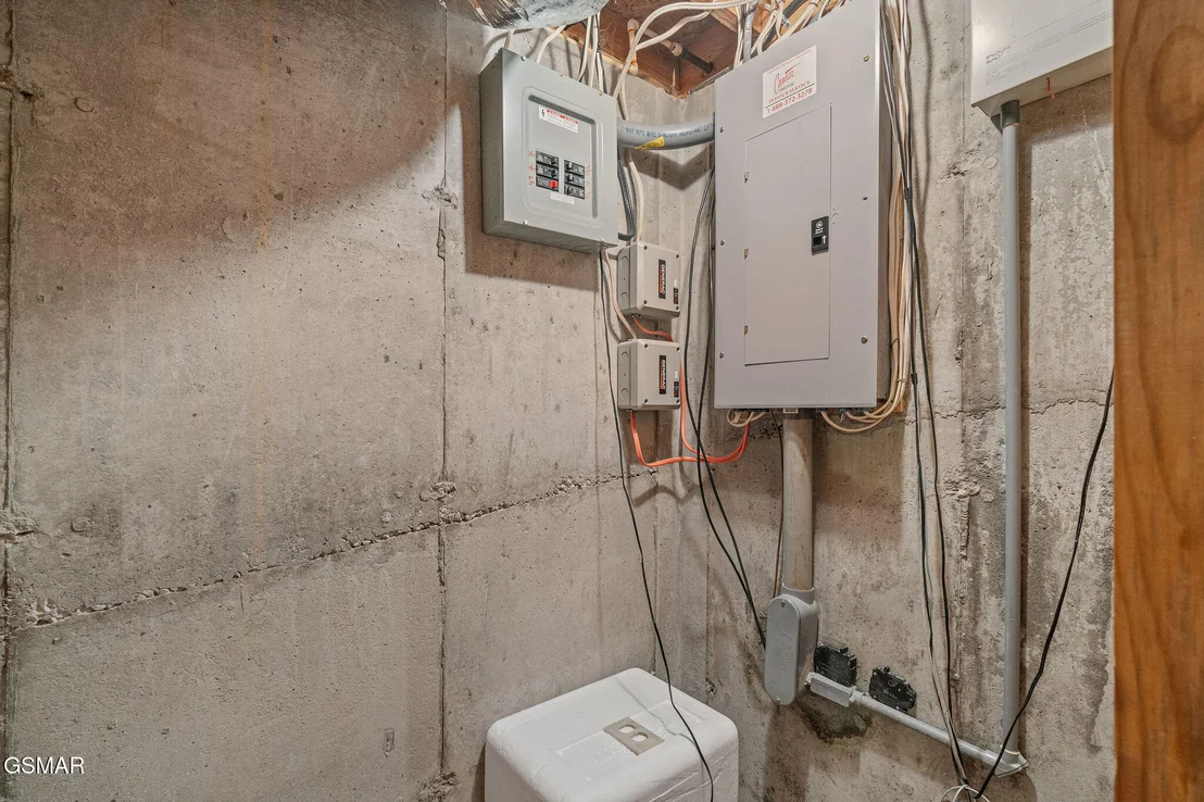 Photo of 2452 Skyview Way