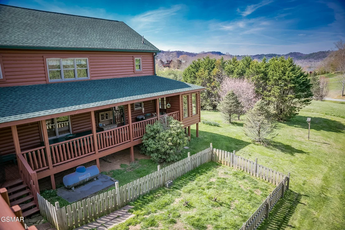 Photo of 3385 Clear Valley Drive
