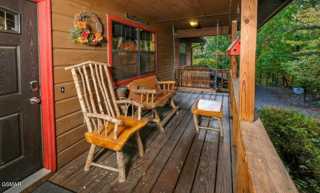Photo of 617 Iron Mountain Road