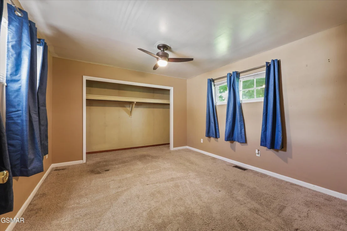Photo of 1356 Bluegrass Road