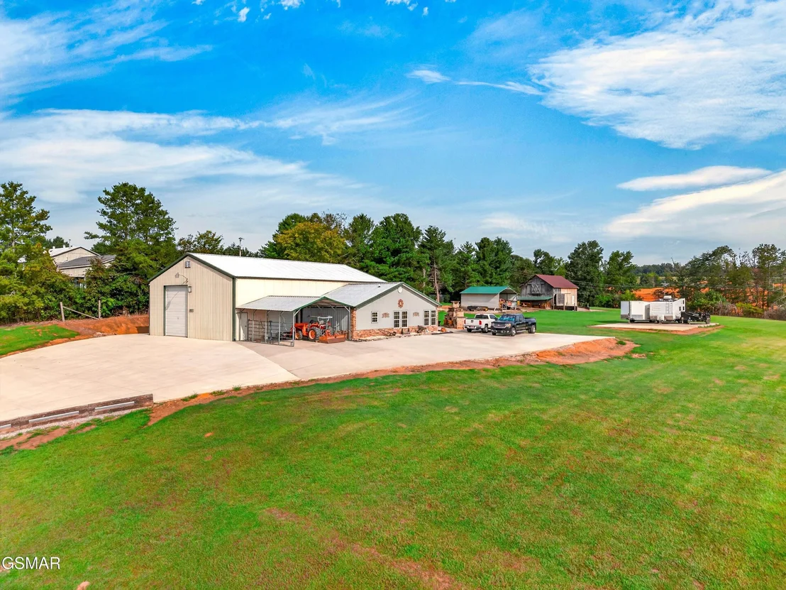 Photo of 428 Shrader Road