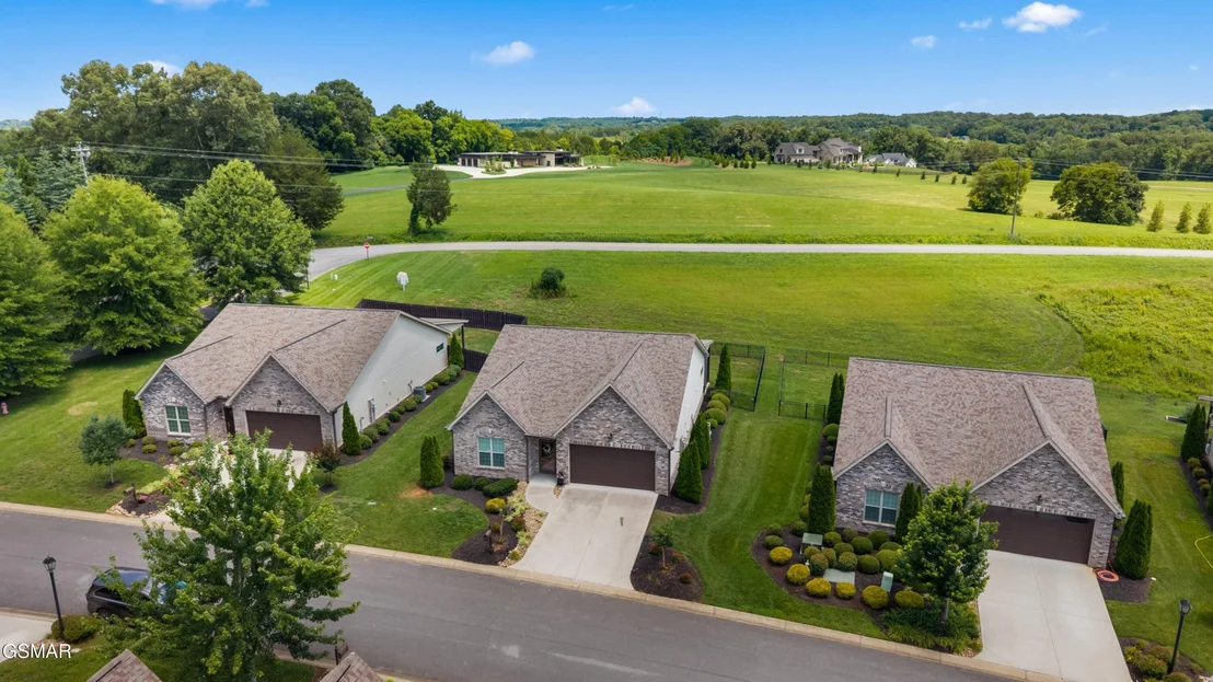 Photo of 2221 Boulder Crest Lane