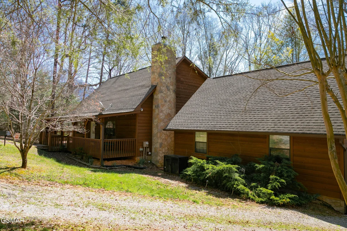 Photo of 3849 Saddle Brook Way