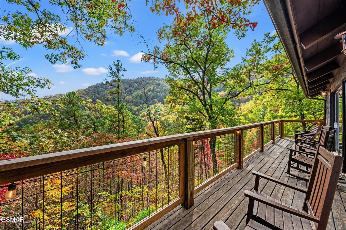 Photo of 2758 Overholt Trail