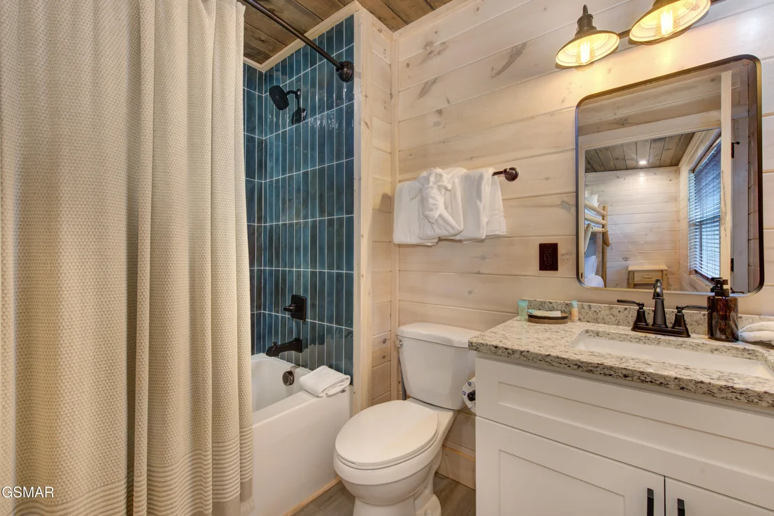 Photo of 1717 Summit View Way