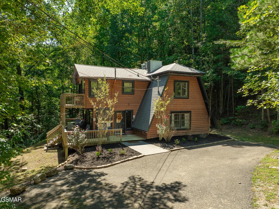 Photo of 459 Sugar Mtn Way