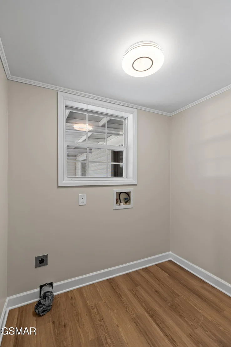 Photo of 1328 W Main Street
