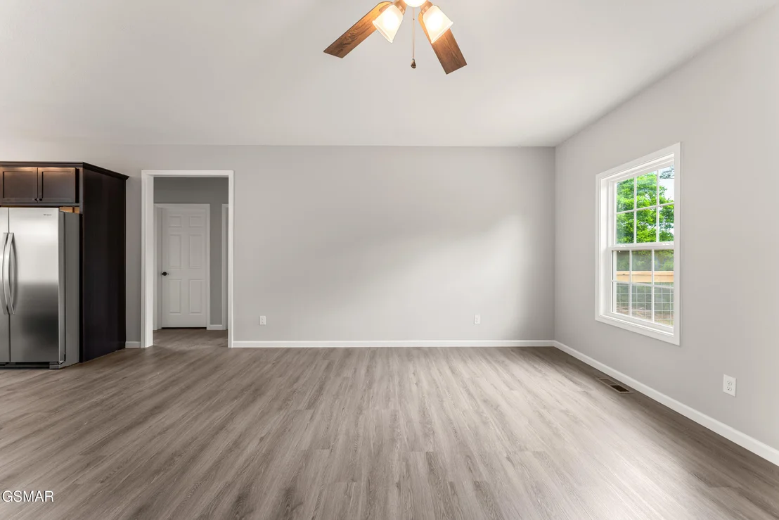 Photo of 2050 Kings View Loop