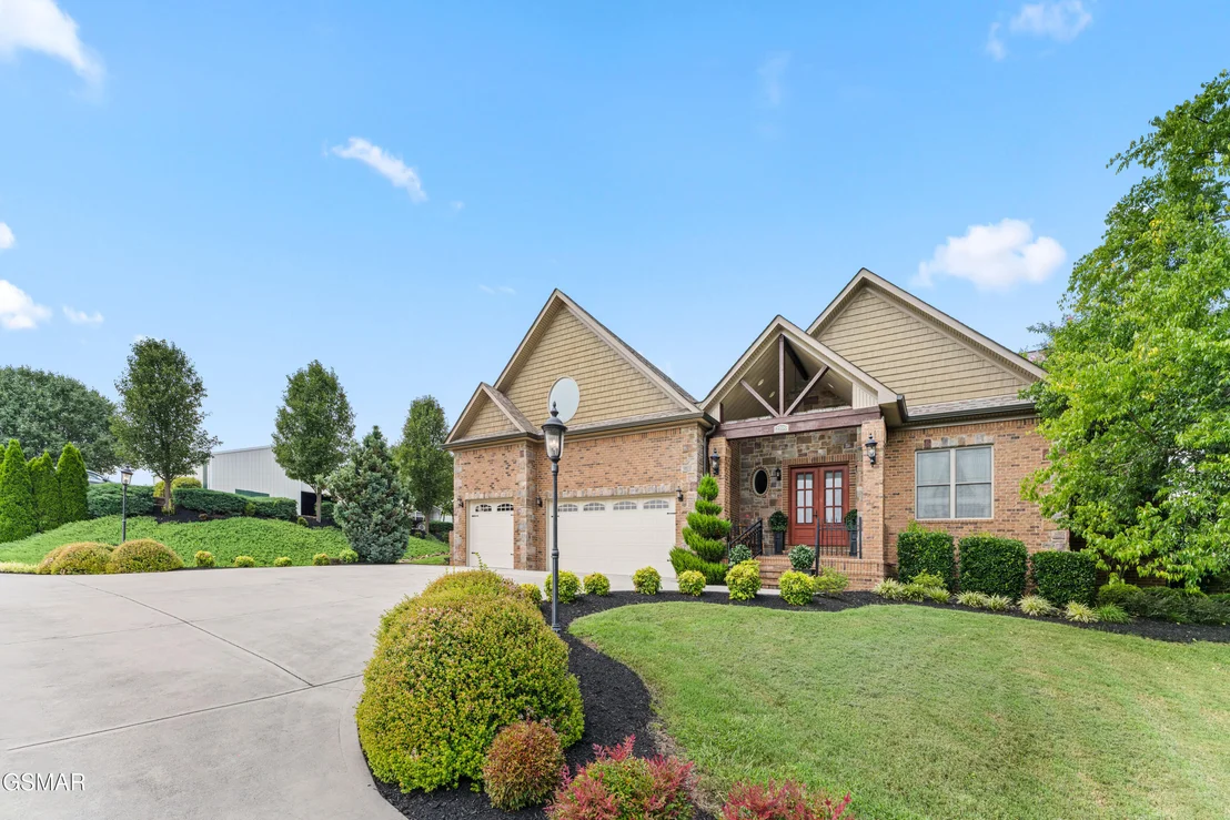 Photo of 2399 McCleary Road