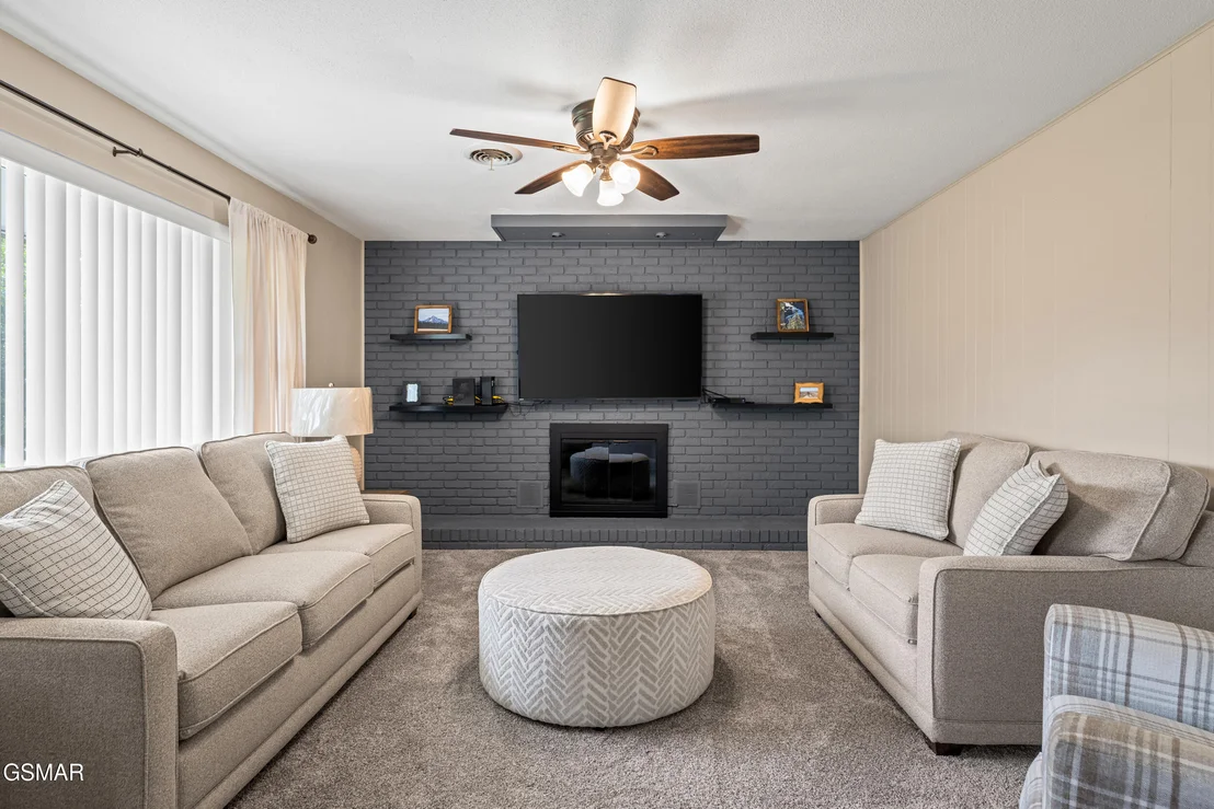 Photo of 1103 Mayors Drive