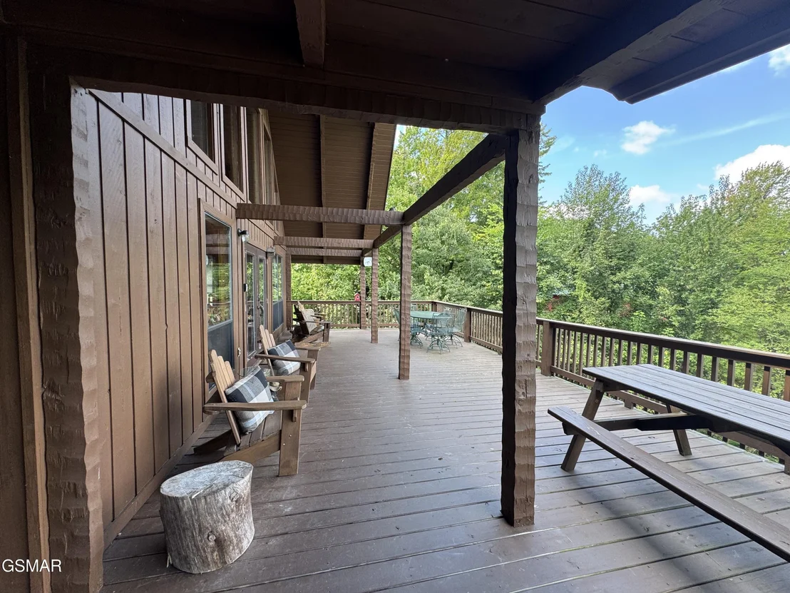 Photo of 1640 Bench Mountain Way