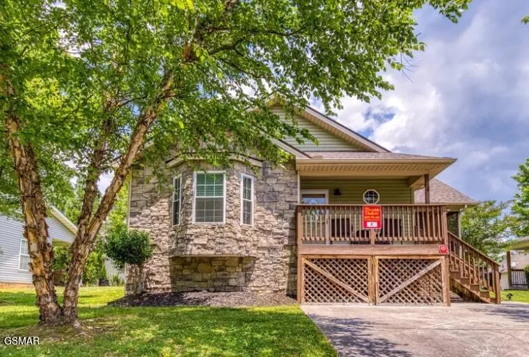 Photo of 650 Lloyd Huskey Road