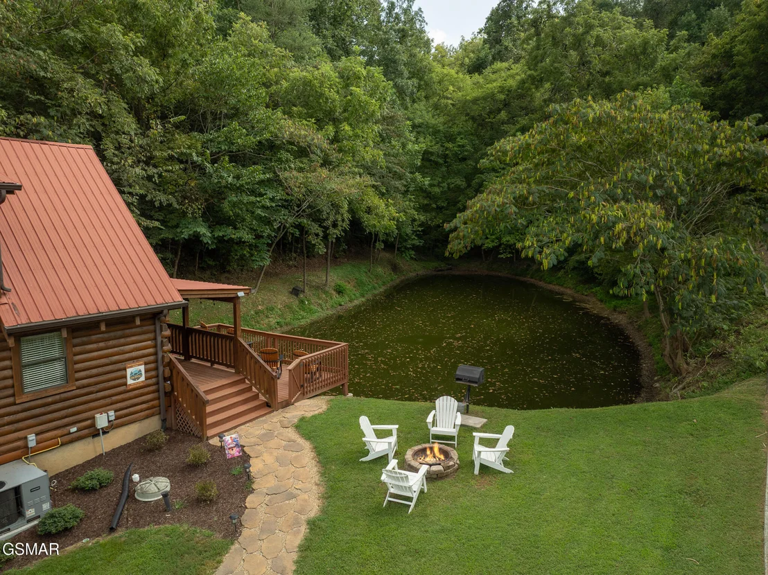 Photo of 439 Hideaway Ridge Circle