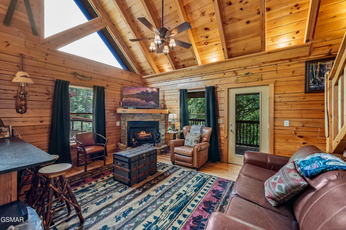 Photo of 242 Alpine Mountain Way