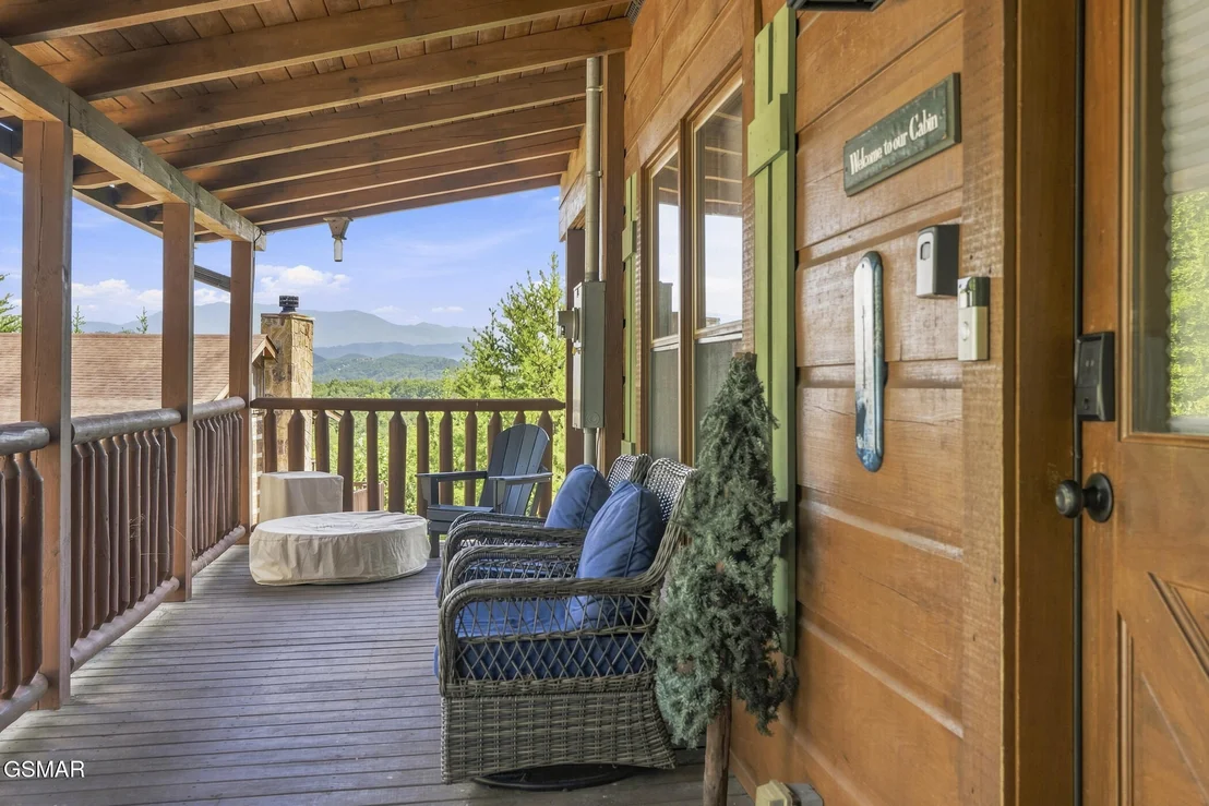 Photo of 1713 Bear View Road