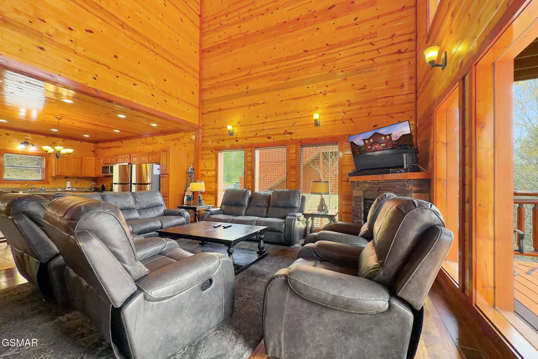 Photo of 4359 Forest Ridge Way