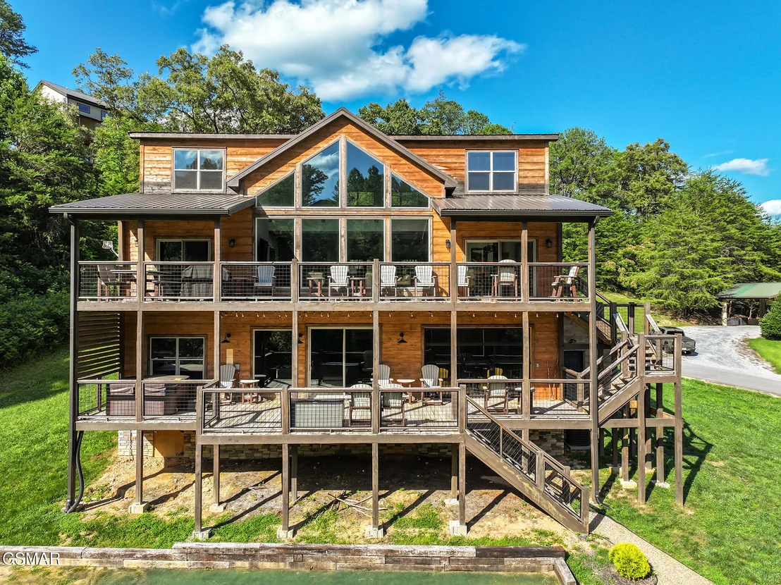 Photo of 3036 Cloudburst Drive