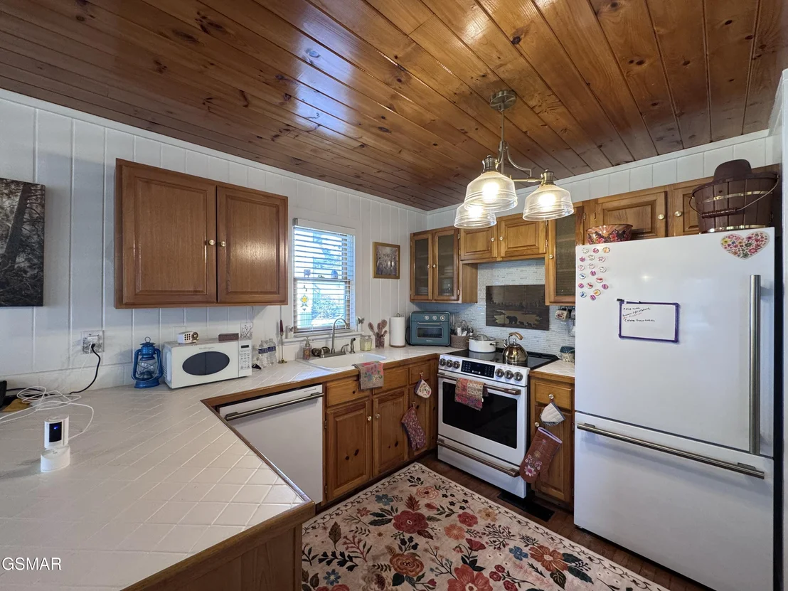 Photo of 424 Country Path Way