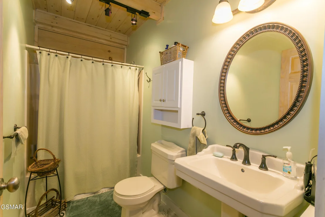Photo of 4482 Whetstone Road