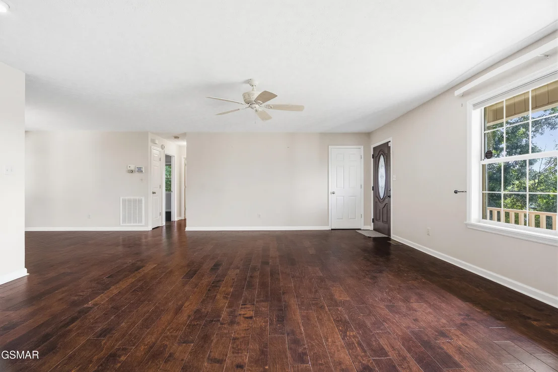 Photo of 716 Whippoorwill Circle
