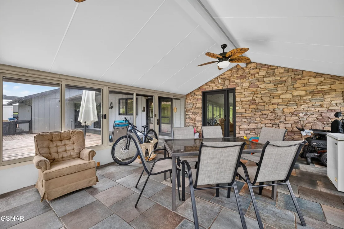 Photo of 383 Cate Byrd Road