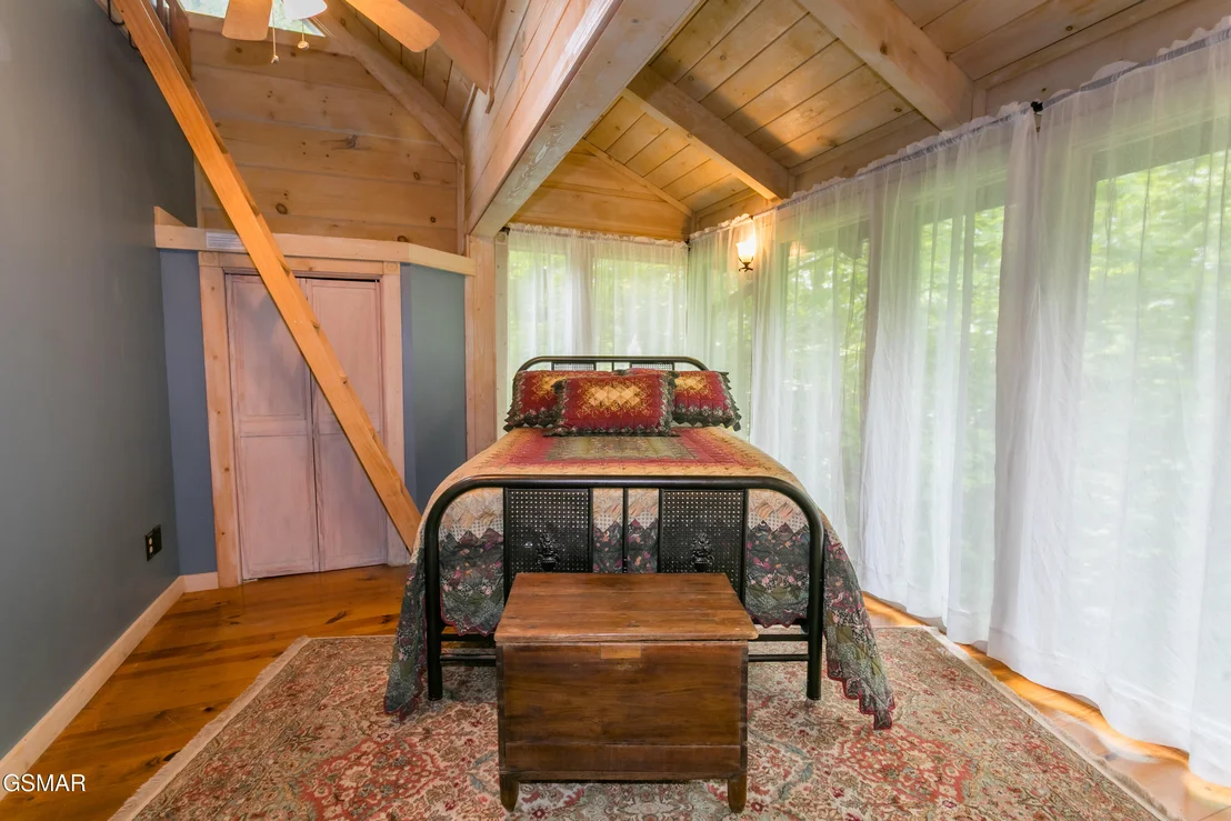 Photo of 4482 Whetstone Road