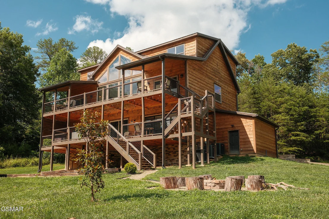 Photo of 3036 Cloudburst Drive
