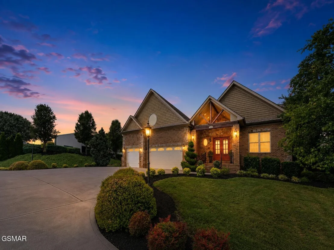 Photo of 2399 McCleary Road