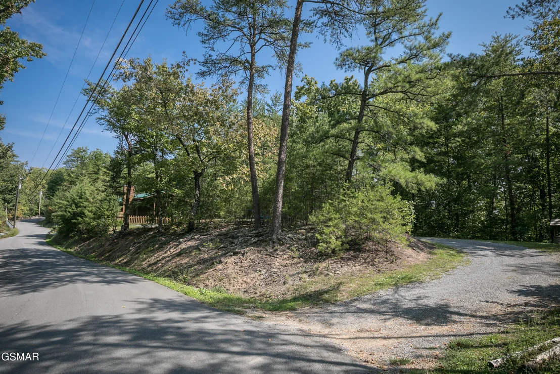 Photo of 853 Lloyd Huskey Road