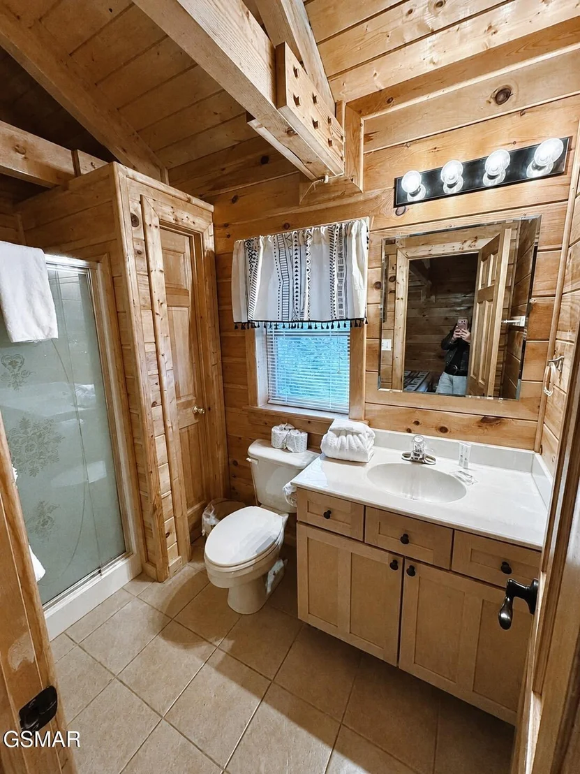 Photo of 3085 Perry Circle Road