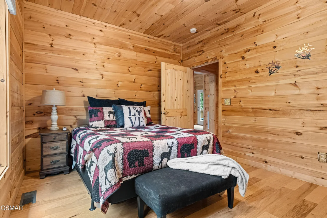 Photo of 3851 Mistletoe Loop
